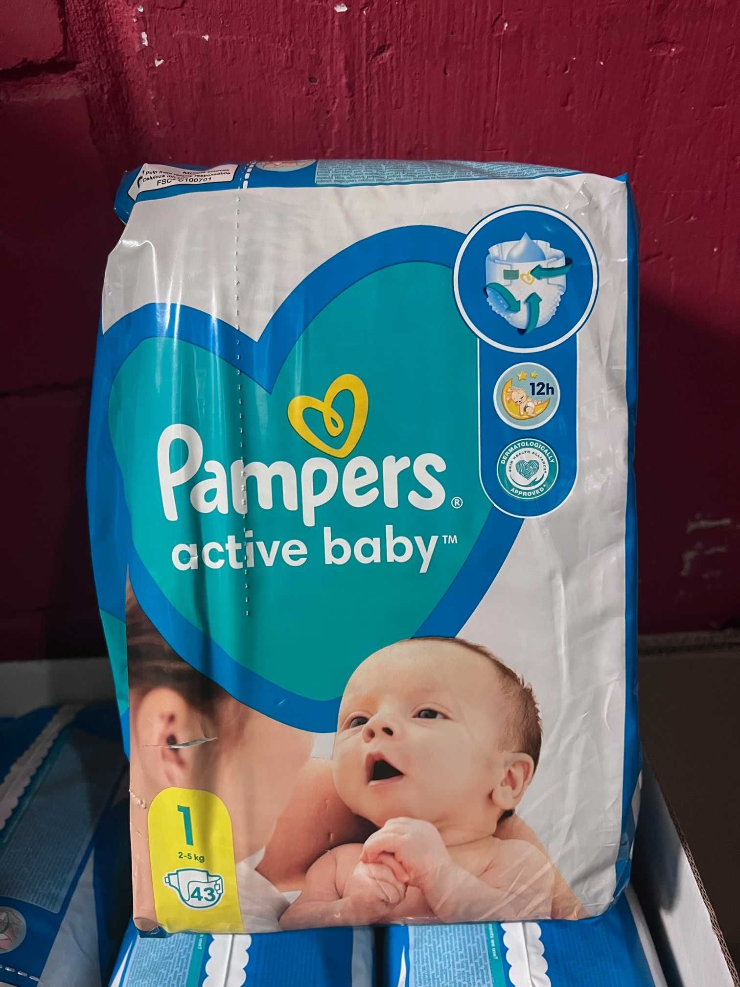 pieluchomajtki pampers pasek z tyłu