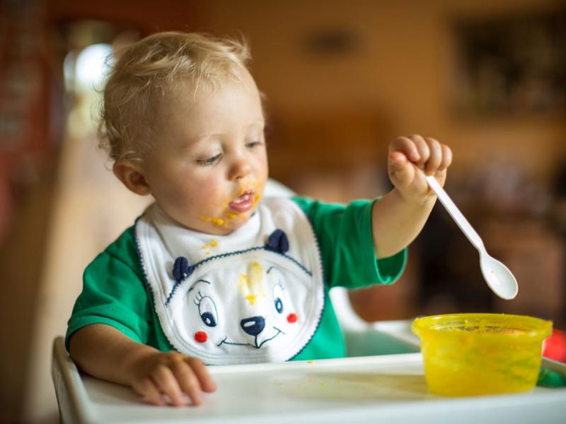 pieluchomajtki pampers 4 gdzie przod