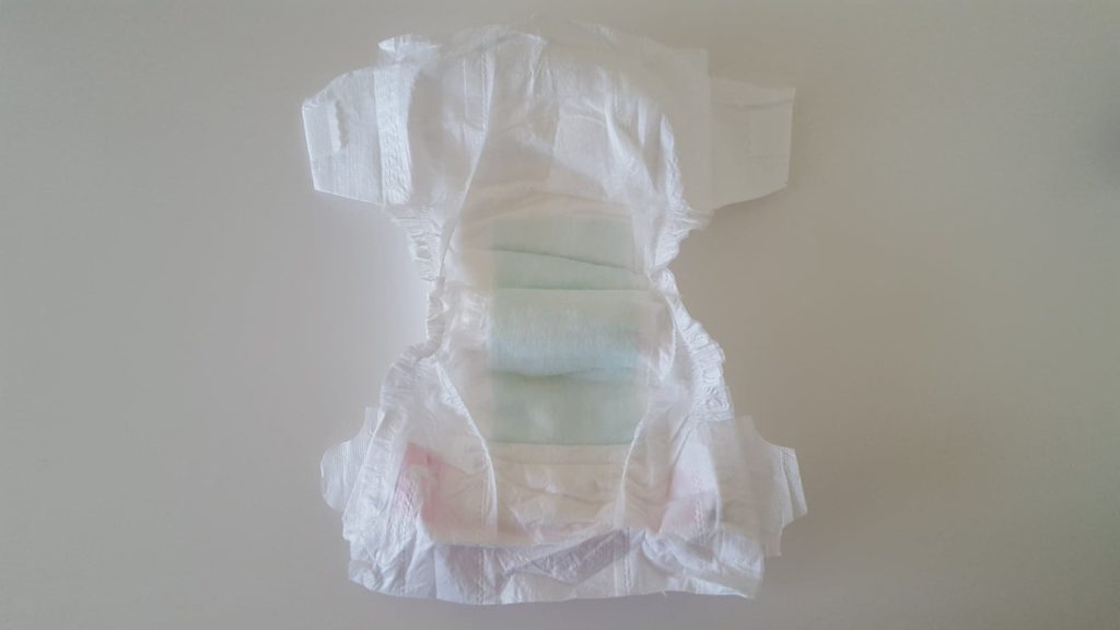 newborn pampers wet napkins