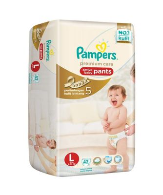 girls and baby pampers